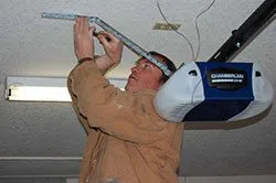 Exclusive Garage Door Service Wellesley, MA 781-824-4031